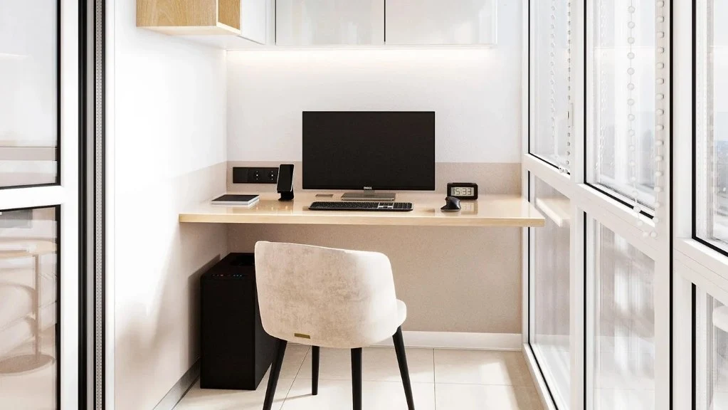 Blending of Elegance and Practicality study-room