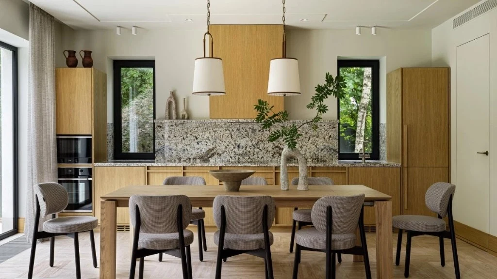 Country Cottages dining-room