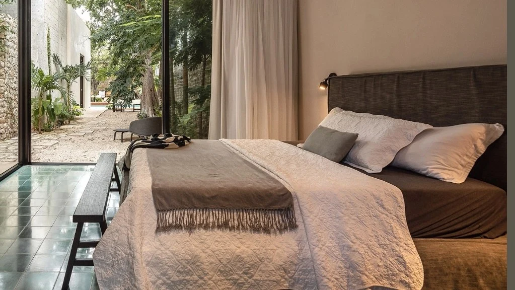 Relaxing Space bedroom