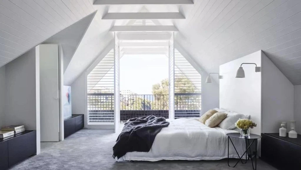 Detailed Space bedroom
