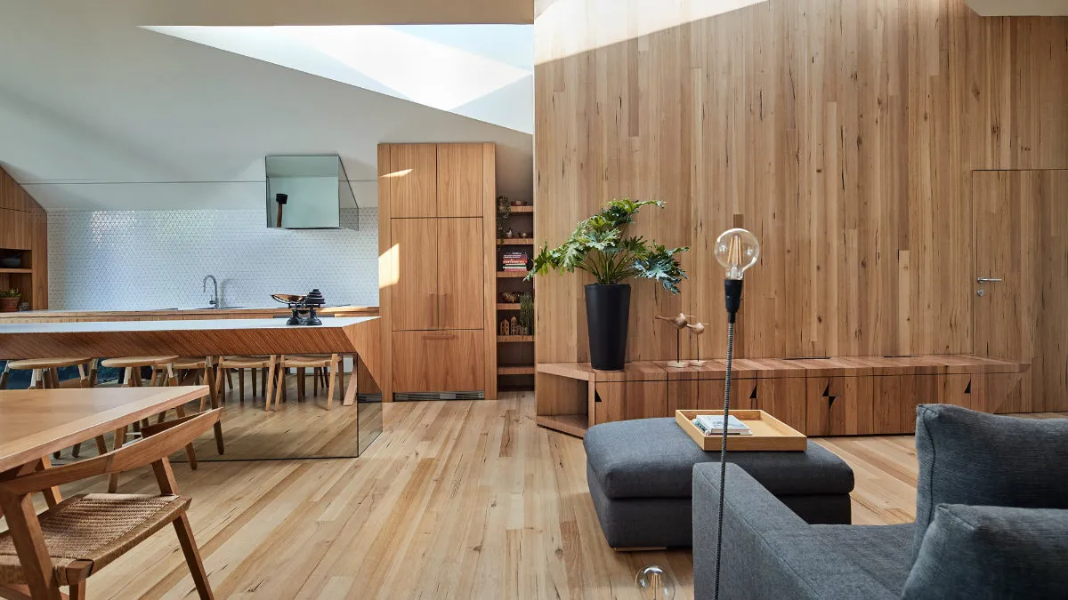 Möbius Dining room 7