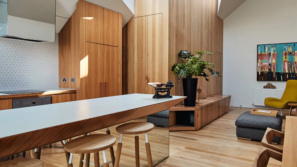 Möbius Dining room 9