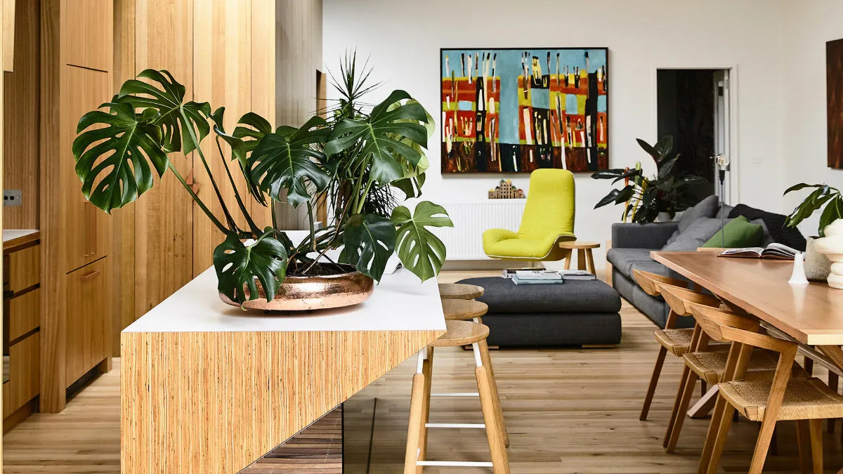 Möbius Dining room 4