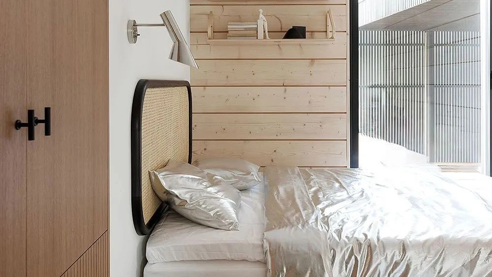 Metaphorical Nature bedroom