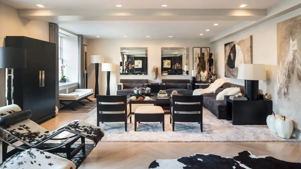 Minimalist Private Residence living-room