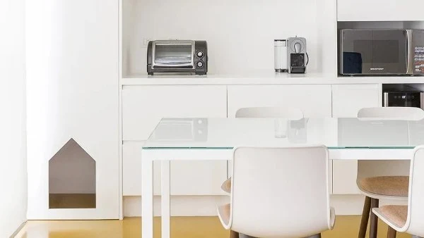 R Apartment