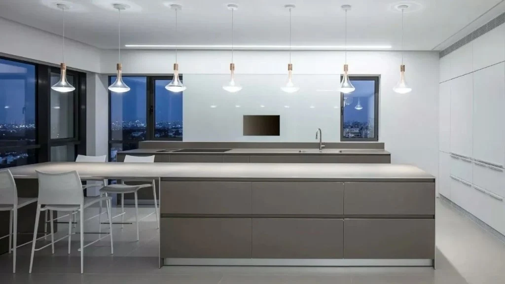 Pitsou Kedem Design-A Collection of Exquisite and Cold Minimalist Black and White Grey Cases dining-room