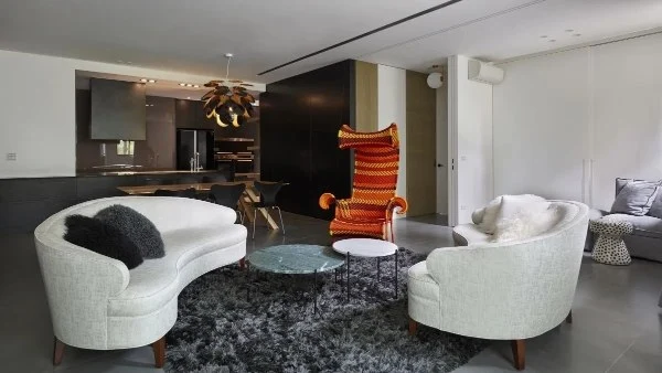 Elegance and Style(LRNSBO0041RT)-Living room