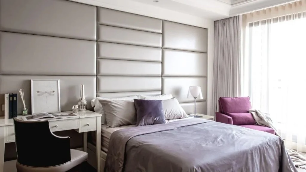 Subtle and Luxurious bedroom