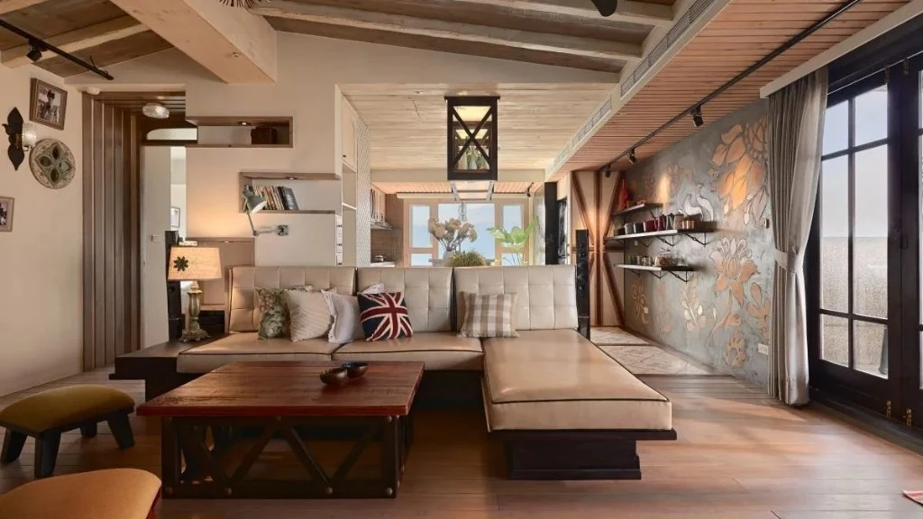 Flower Totem living-room