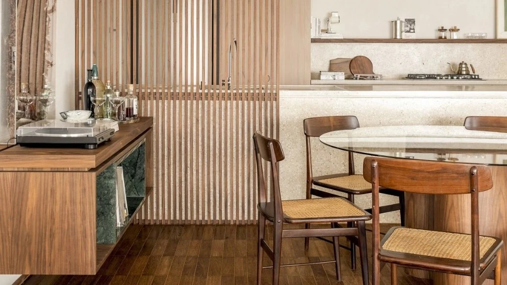 Apartment dining-room