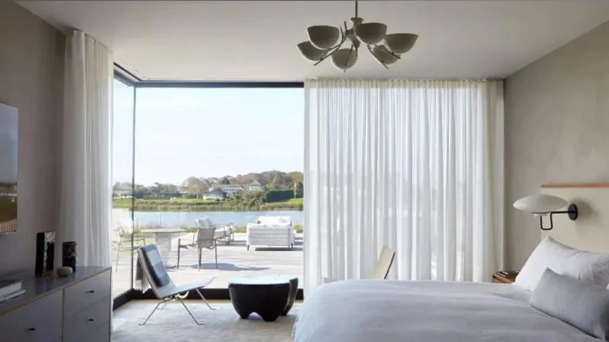 18 Clever Touches to Transform Your Bedroom into a Coastal-Style Retreat content 4
