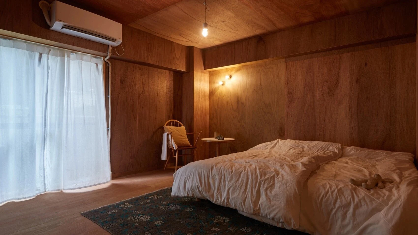 21 Best Small Bedroom Ceiling Designs content 1
