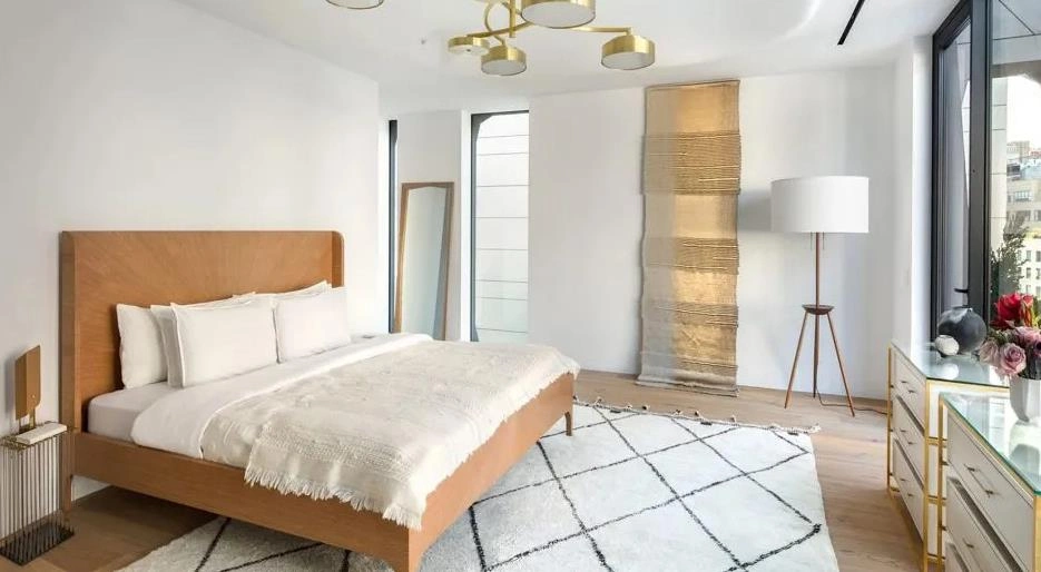 30 Bedroom Ceiling Ideas to Transform Your Space content 27