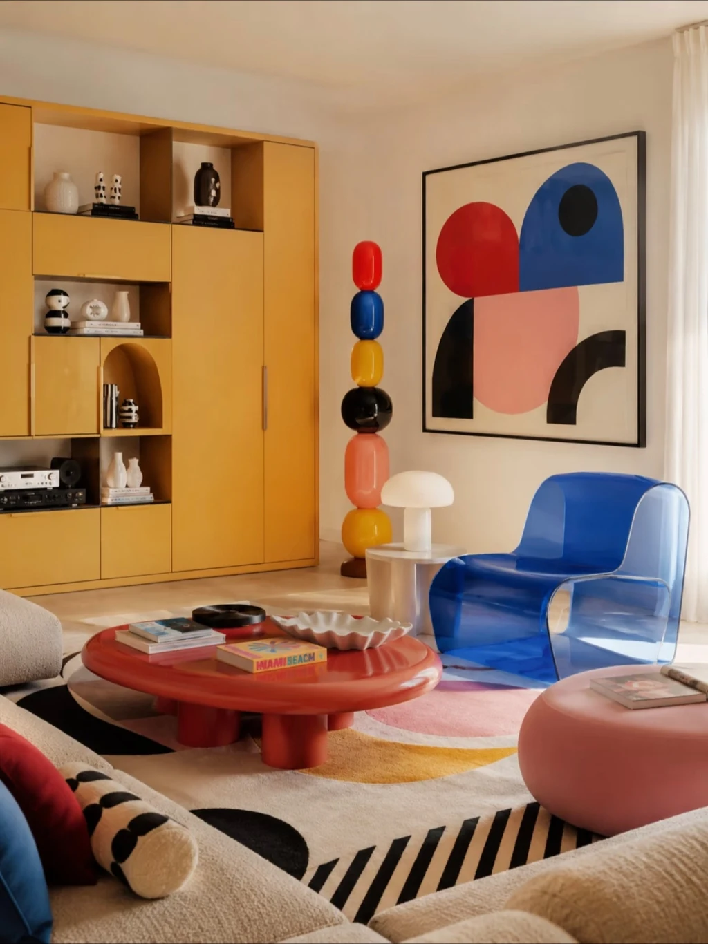 🎨 Memphis Retro: A Playful Burst of Personality  The Memphis style brings bold, unexpected energy