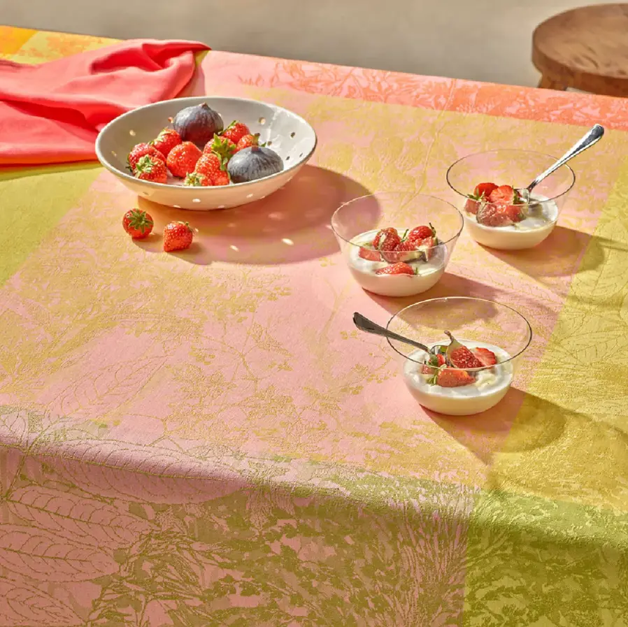 📍 France Deal |  Garnier Thiebaut Tablecloth at 40% OFF!  he Mille Esprit Jardin Chatoyant