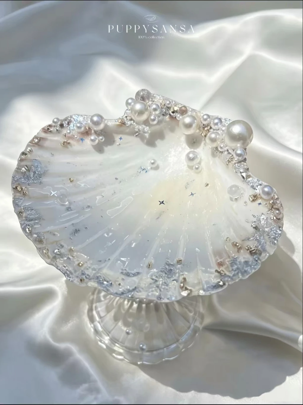 🐚 DIY Seashell Jewelry Box ✨  A beautiful way to turn a natural seashell into a sparkling little