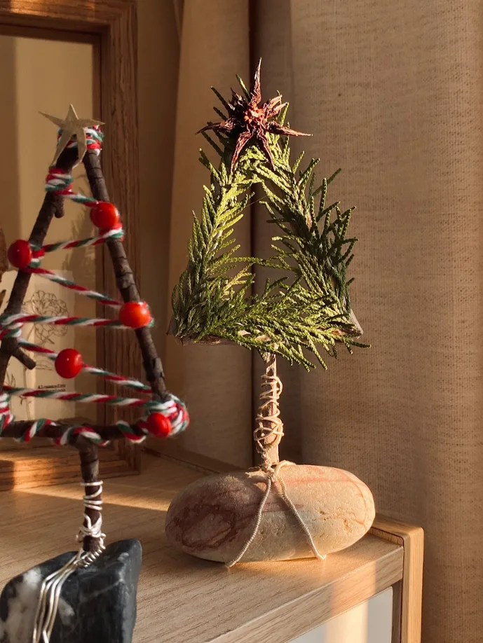 Cozy Afternoon Project: DIY Rustic Christmas Trees 🎄  Looking for a sweet, low-waste craft to get