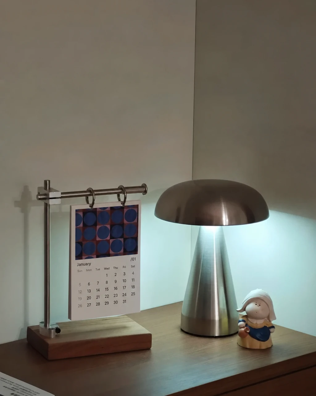 DIY Bauhaus-Style Calendar Stand 🗓️🛠️ Make a minimalist desk calendar using scrap wood and basic