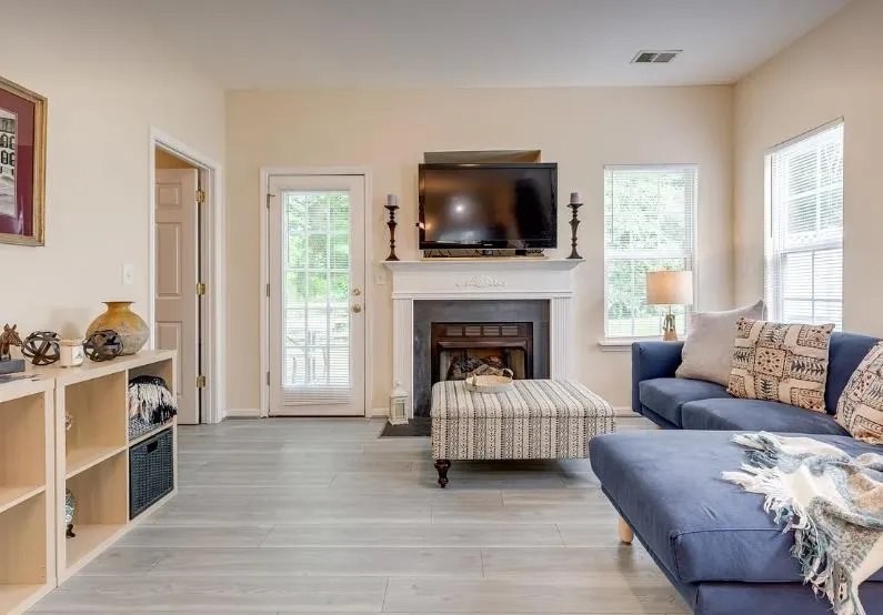 12 Mysterious and Peaceful Modern Home Temple Designs content 4