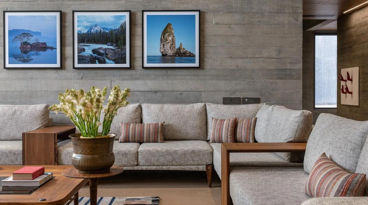 25 Best Modern Living Room Paint Ideas 2025 content 22