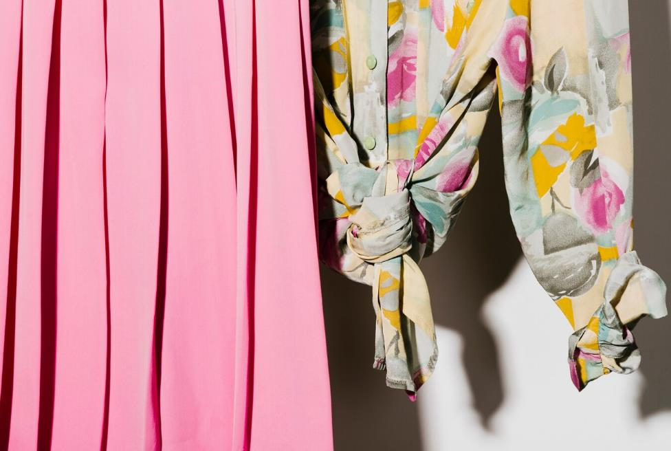 15 Modern Designs of Curtains for Bedroom content 9