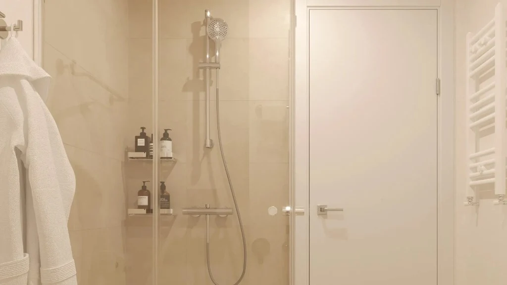 Studio Apartment in Gudauri bathroom